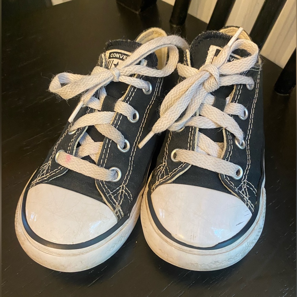 Black Converse